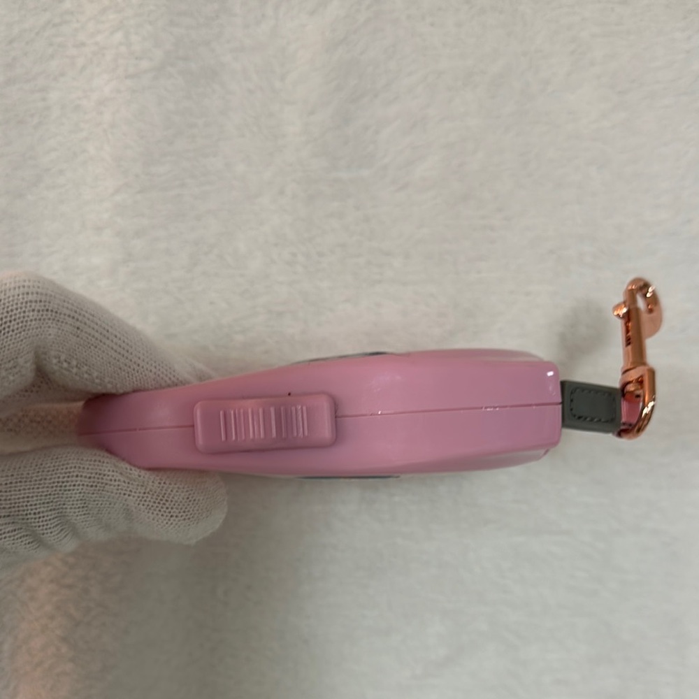Dogness pink retractable leash 13’ or 158” - Picture 7 of 15